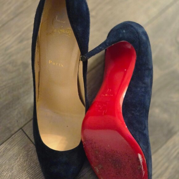 Christian Louboutin - Picture 1 of 2